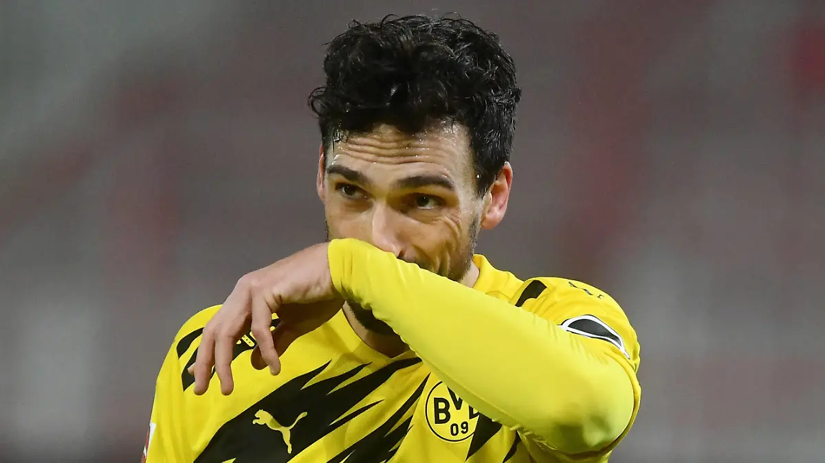 Mats Hummels Dortmund, enttäuscht 1. FC Union Berlin - BVB Borussia Dortmund 1.Bundesliga 2020/2021, Saison 2020/2021, Fußball, Fussball, DFL, soccer, Herren, Deutschland, Germany, Berlin, 18.12.2020 Stadion Alte Foersterei, Stadion Alte Försterei *** Mats Hummels Dortmund , disappointed 1 FC Union Berlin BVB Borussia Dortmund 1 Bundesliga 2020 2021, season 2020 2021, football, soccer, DFL, soccer, men, Germany, Germany, Berlin, 18 12 2020 Stadion Alte Foersterei, Stadion Alte Försterei