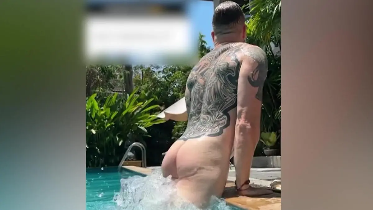 Nackt im Pool! Deutscher Musik-Star zieht völlig blank Jetzt zu OnlyFans?