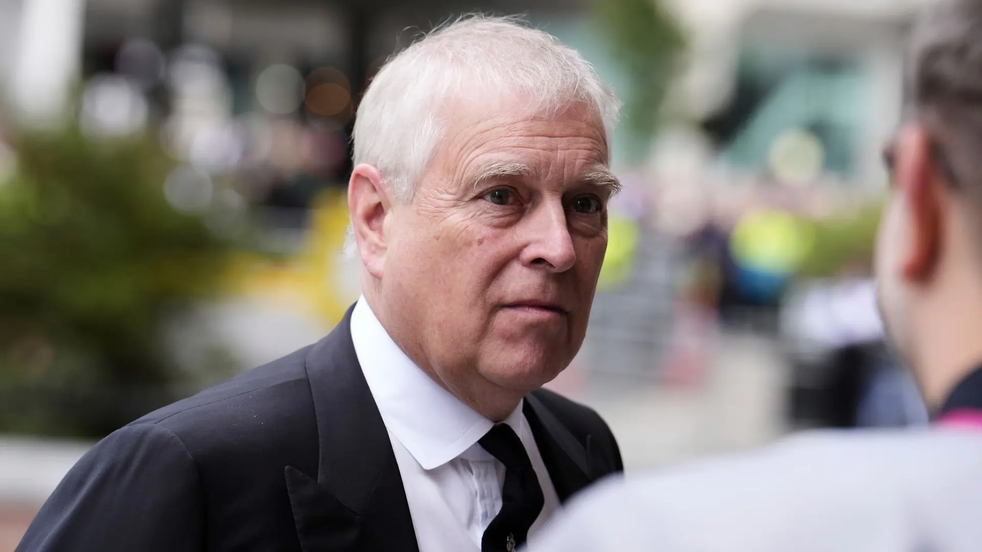 Ex-Prinz Andrew hat die britische Monarchie in eine tiefe Krise gestürzt.
