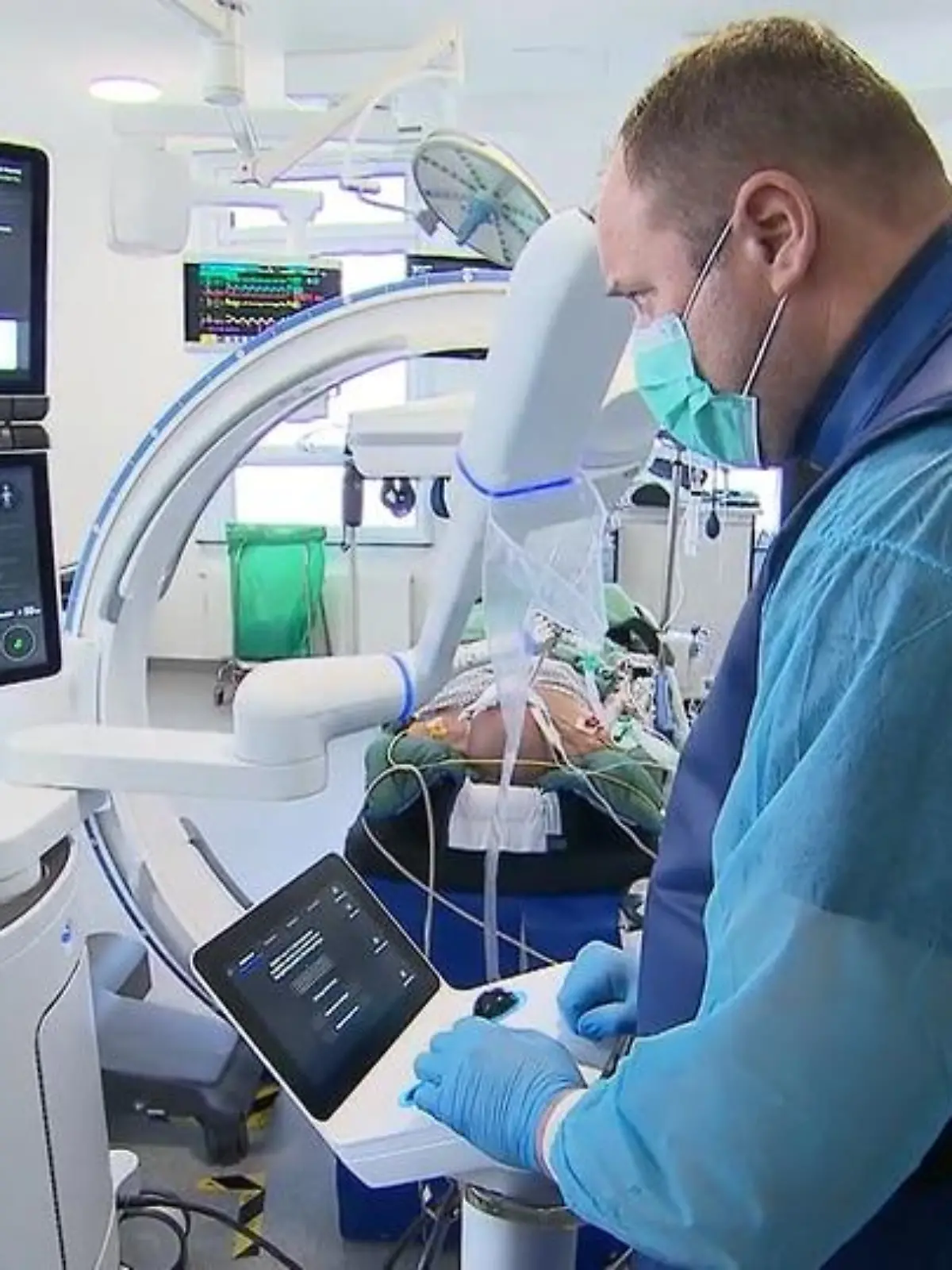 Bild zu: "Robotertechnik für Lungenkrebs-Früherkennung"