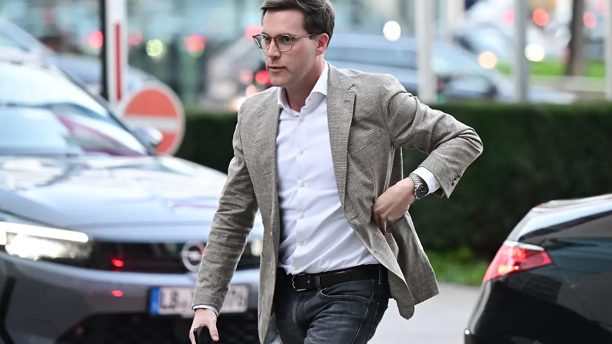 12.03.2026, Baden-Württemberg, Stuttgart: Manuel Hagel, Landesvorsitzender der CDU Baden-Württemberg und Spitzenkandidat für die Landtagswahl in Baden-Württemberg 2026, geht vier Tage nach der Landtagswahl in die Landeszentrale seiner Partei zu einer Sitzung des Vorstands. Foto: Bernd Weißbrod/dpa +++ dpa-Bildfunk +++