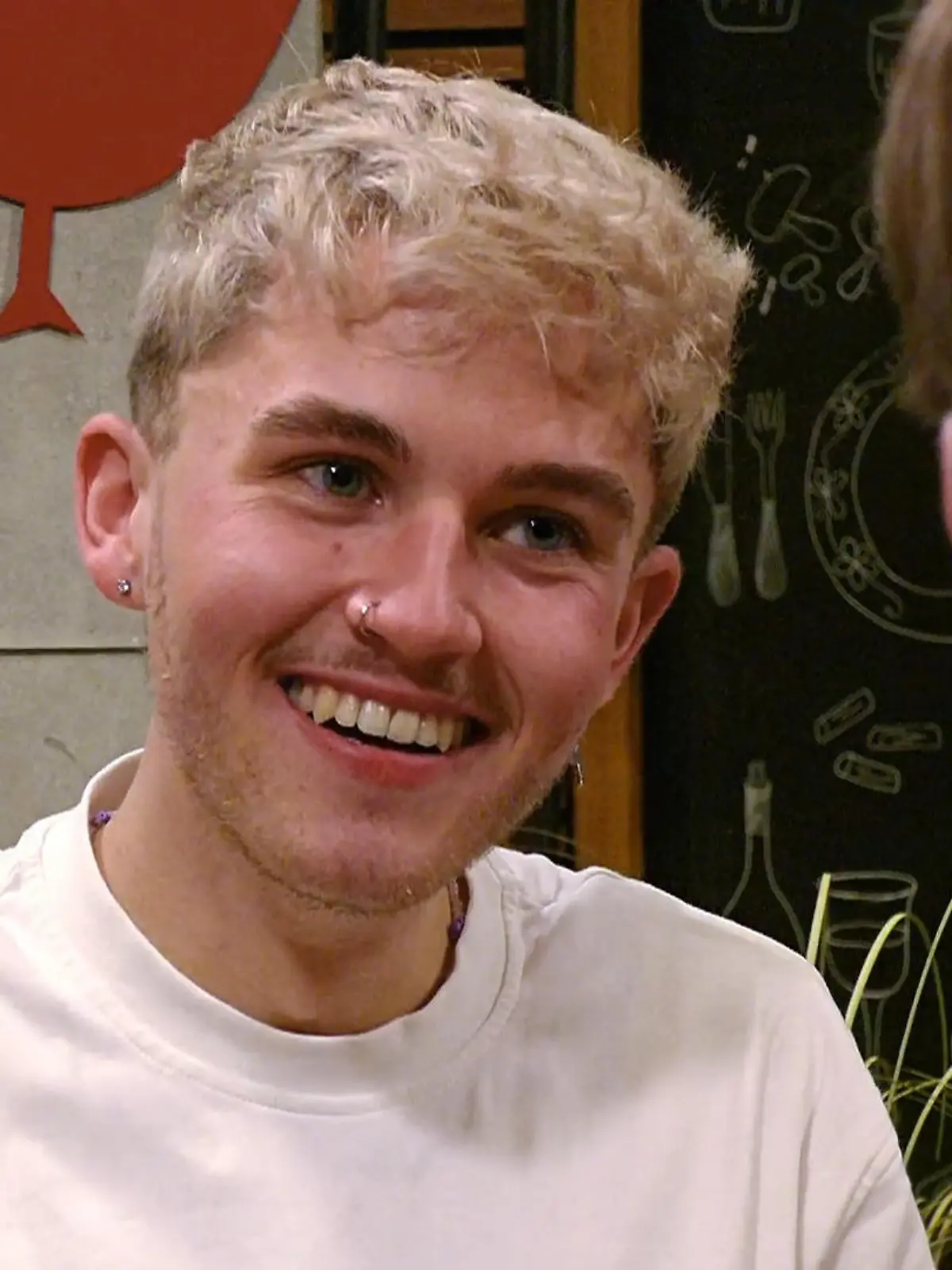 Bild zu: "Conor und Flo viben sofort auf einer Wellenlänge"