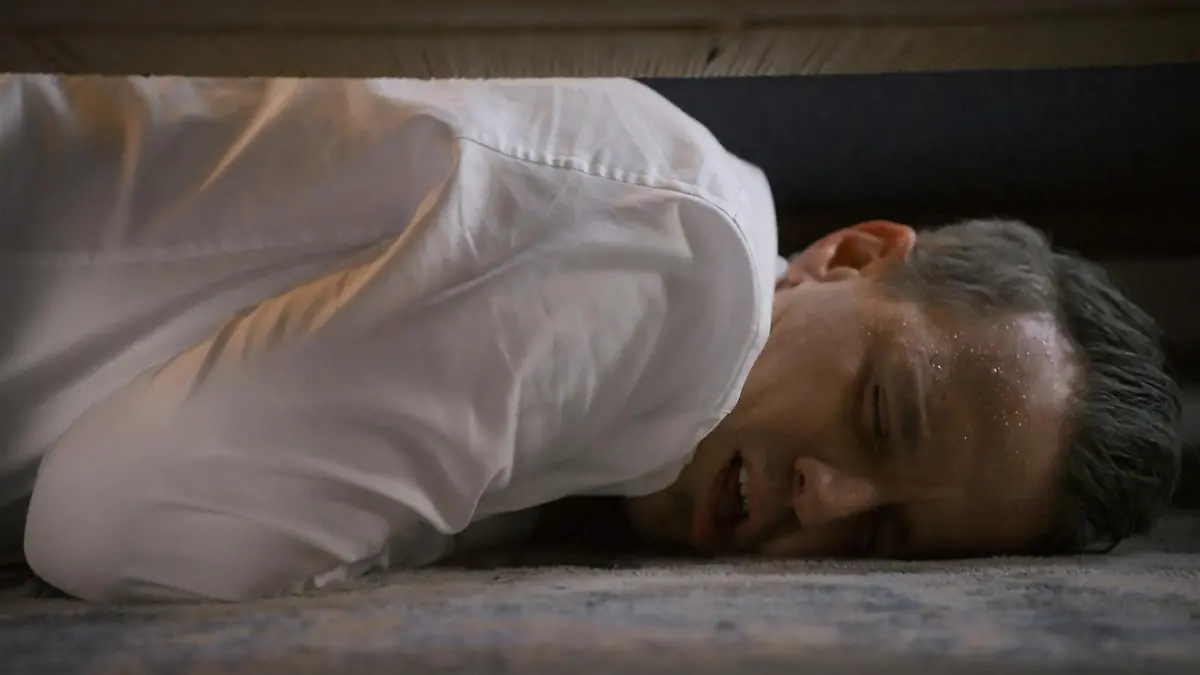 Kilian bricht zu Hause zusammen Achtung, AWZ-Soiler