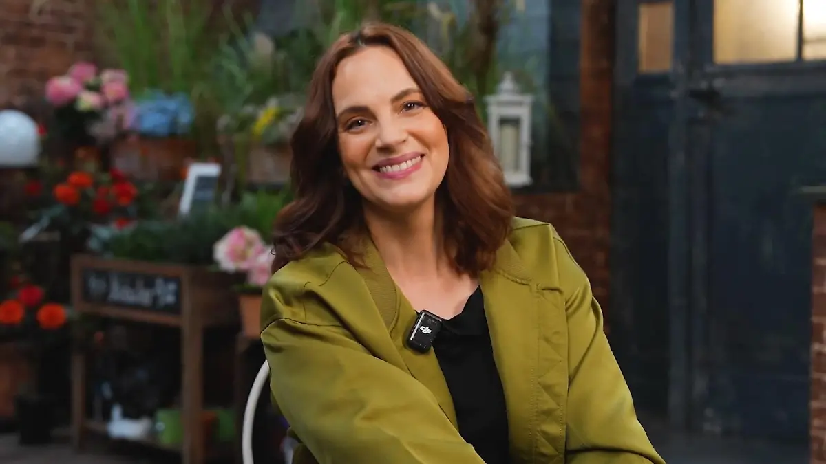 Marie Zielcke bringt Anna Weigel zurück in die Schillerallee Willkommen bei "Unter uns"