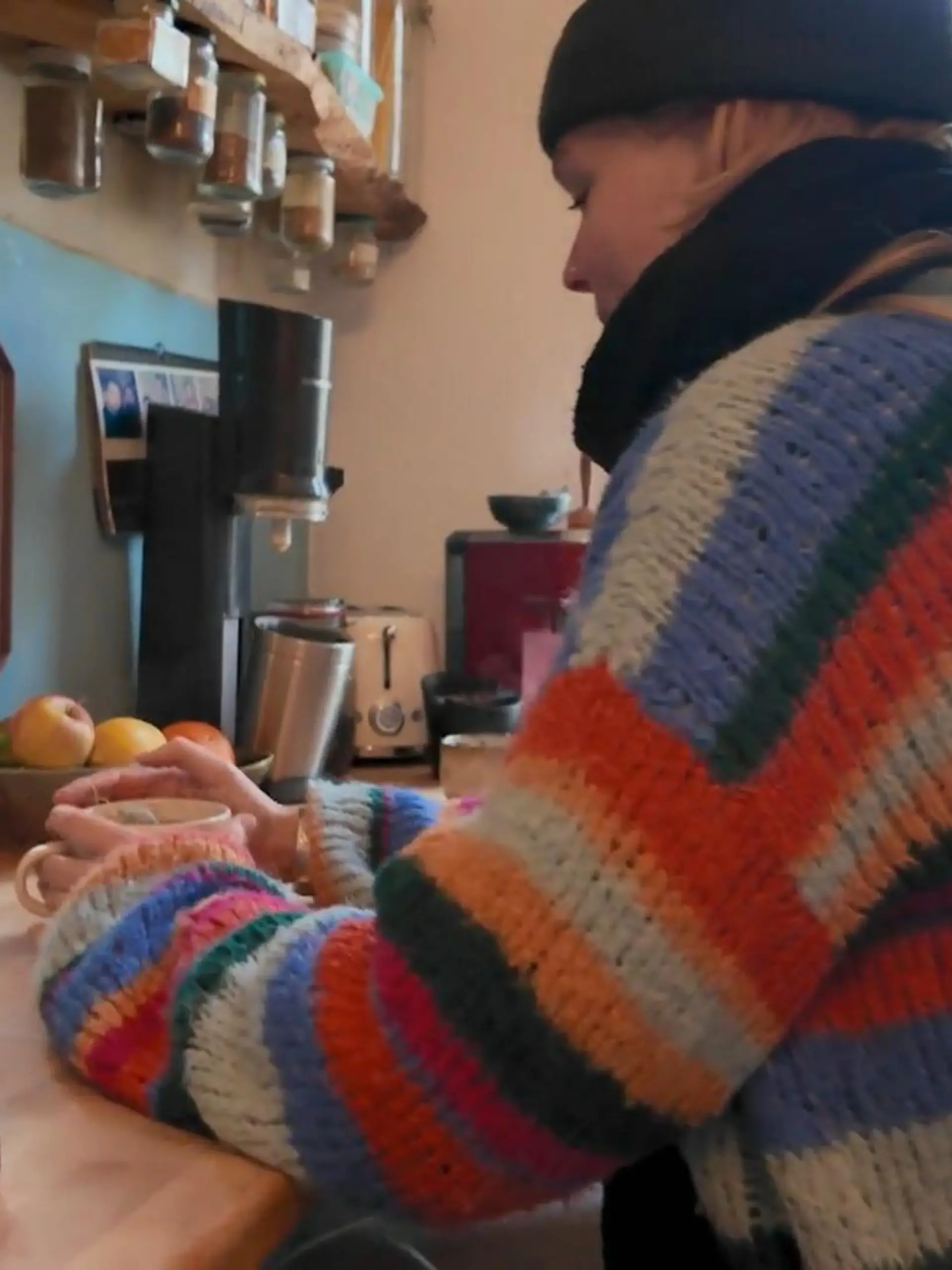 Matthias Heider und Hanna Ständker müssen in ihrer Wohnung frieren. 