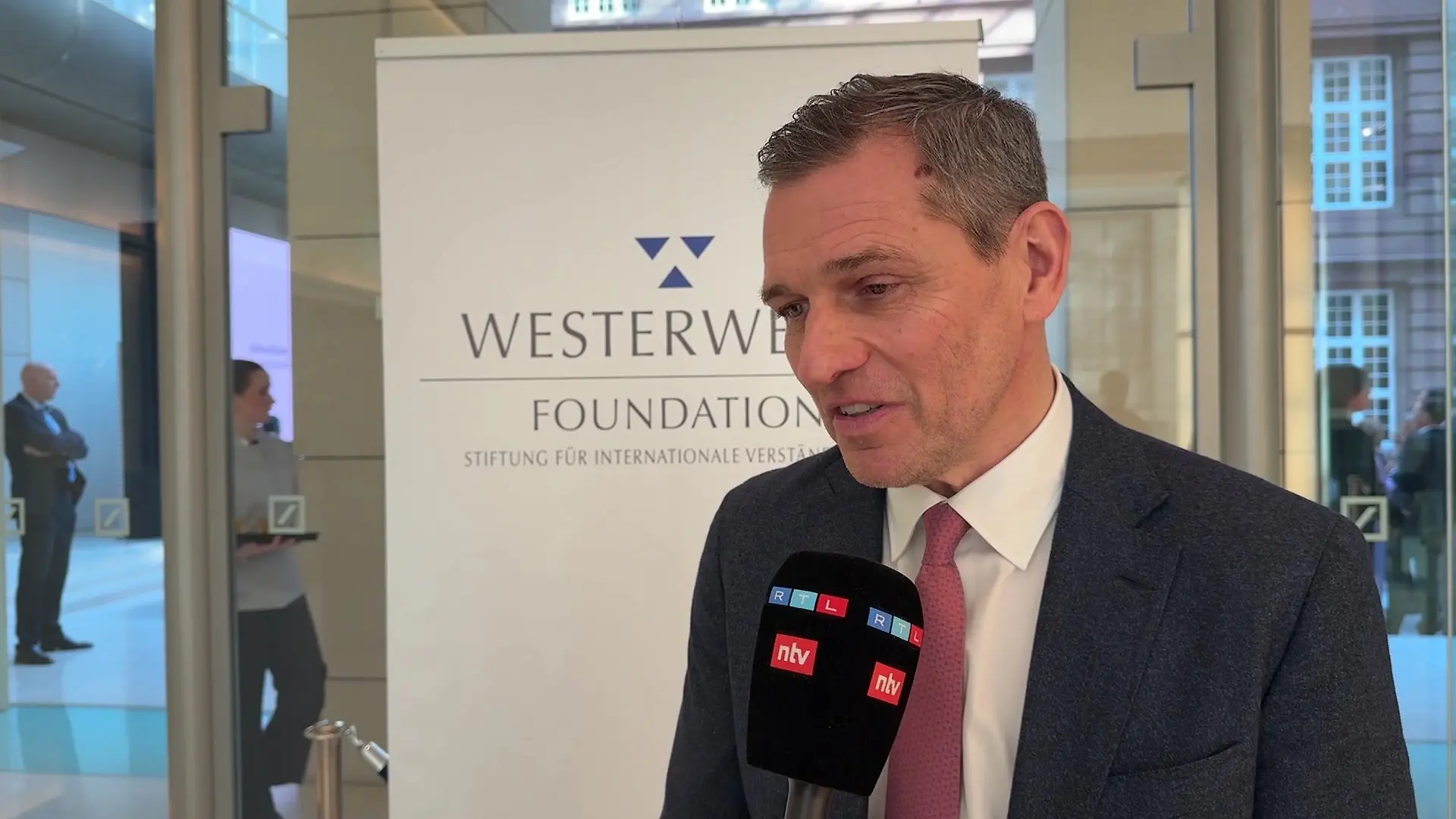 Michael Mronz im Gespräch mit RTL