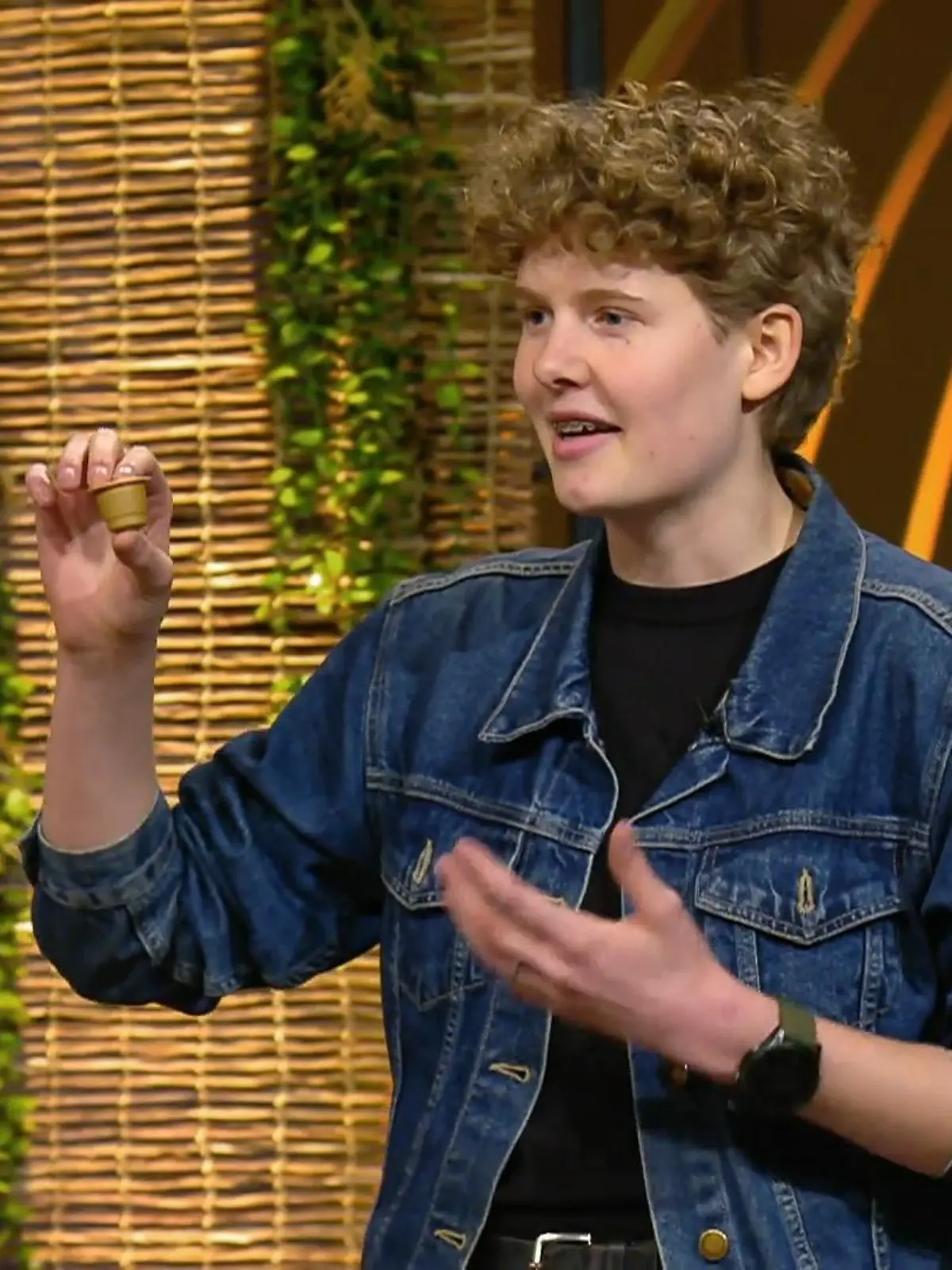 Die Höhle der Löwen: Die junge Gründerin Angelina stellt ihre nachhaltigen Kaffeekapseln ganz ohne Kaffeebohne vor