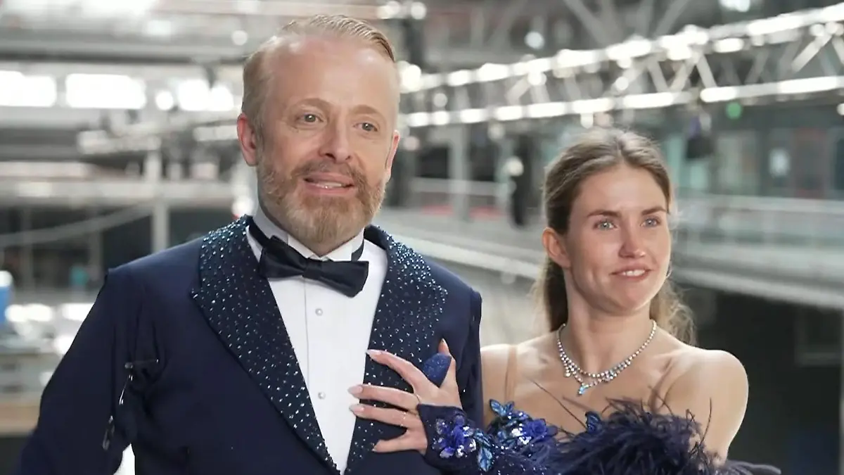 „Let’s Dance"-Star happy über Abnehmerfolg: „Die Brüste sind da, wo sie vorher waren"  Bei Ross Antony purzeln die Kilos