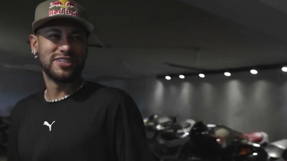 Viel Platz für seine „Spielsachen"! Fußball-Star Neymar zeigt seine Millionen-Villa „Ich bin nur Sammler"