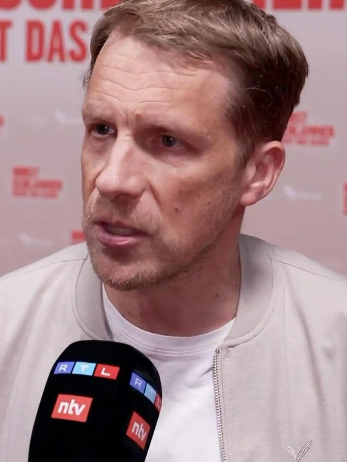 Bild zu: "Klartext von Oliver Pocher nach Hammer-Vorwürfen gegen Christian Ulmen"