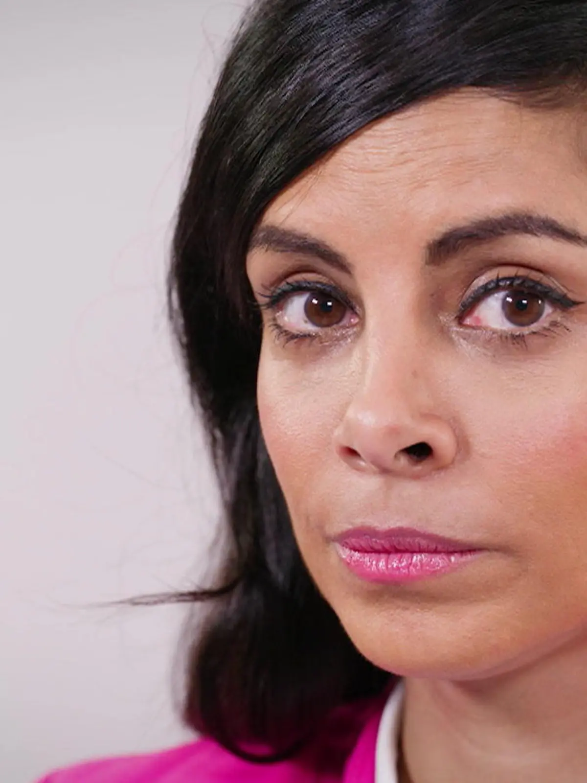 Bild zu: "Collien Fernandes bei VOXStimme 2024: „Diese sexualisierte Gewalt kann Leben ruinieren""