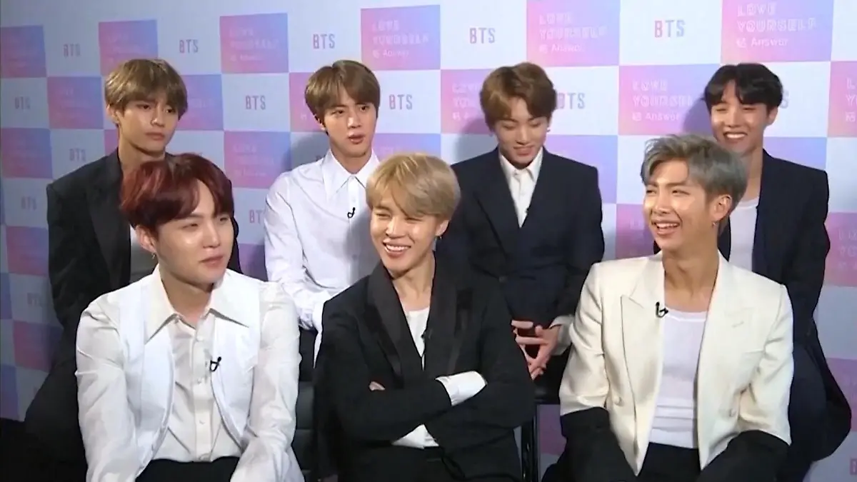 Netflix-Doku und Mega-Konzert! Kultband BTS ist zurück Nach Wehrdienst-Pause