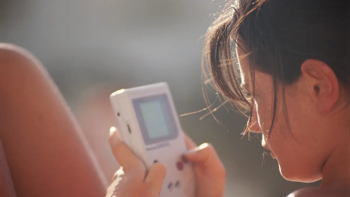 Diese Konsolen haben unsere Kindheit geprägt – und plötzlich sind sie wieder da.