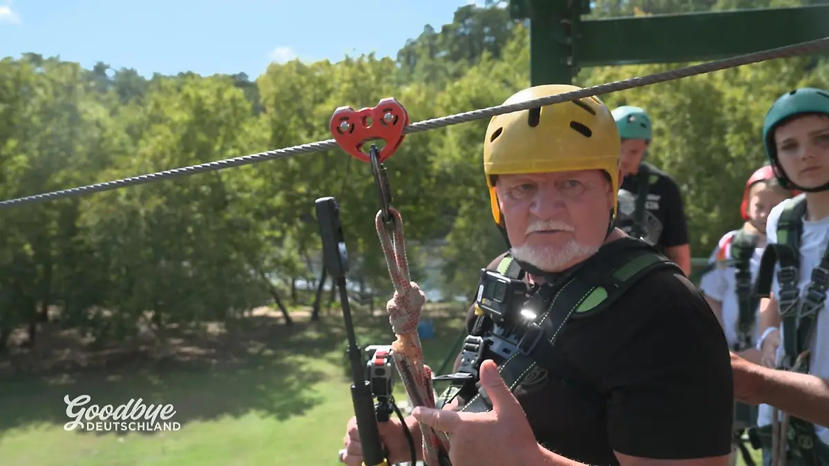 Zipline mit geprellter Rippe - Jürgen (72) geht Risiken ein Action-Tour mit Touristen