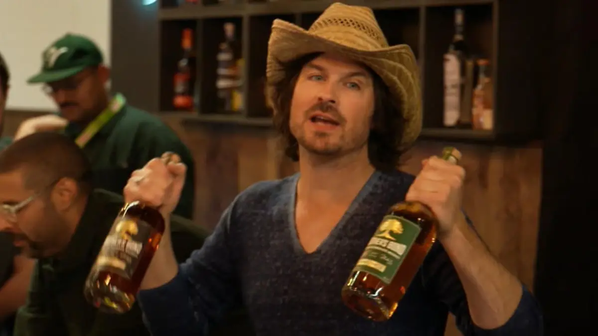 Ex-Teenieschwarm Ian Somerhalder wird Whiskey-Brenner auf Farm Ian Somerhalders neues Leben als Whiskey-Boss
