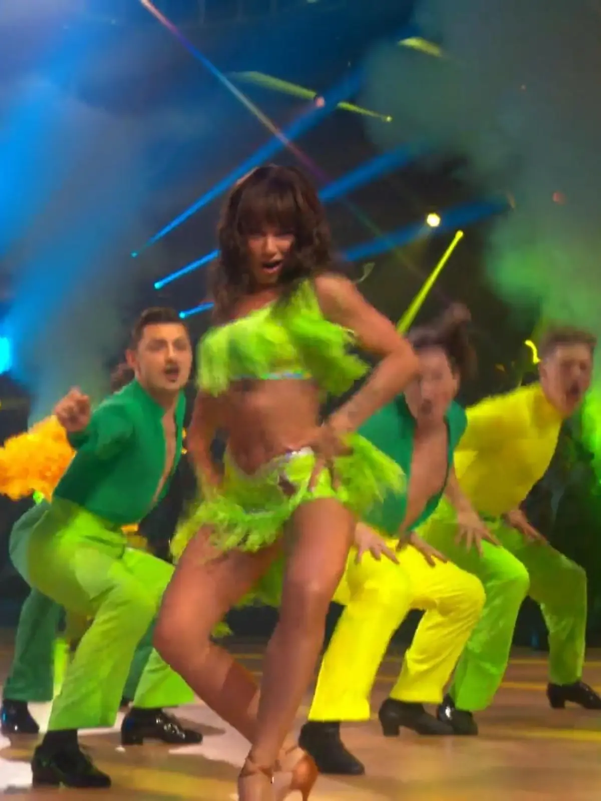 Bild zu: "Gute Laune und heiße Rhythmen beim Opening der „Let’s Dance“-Profis"