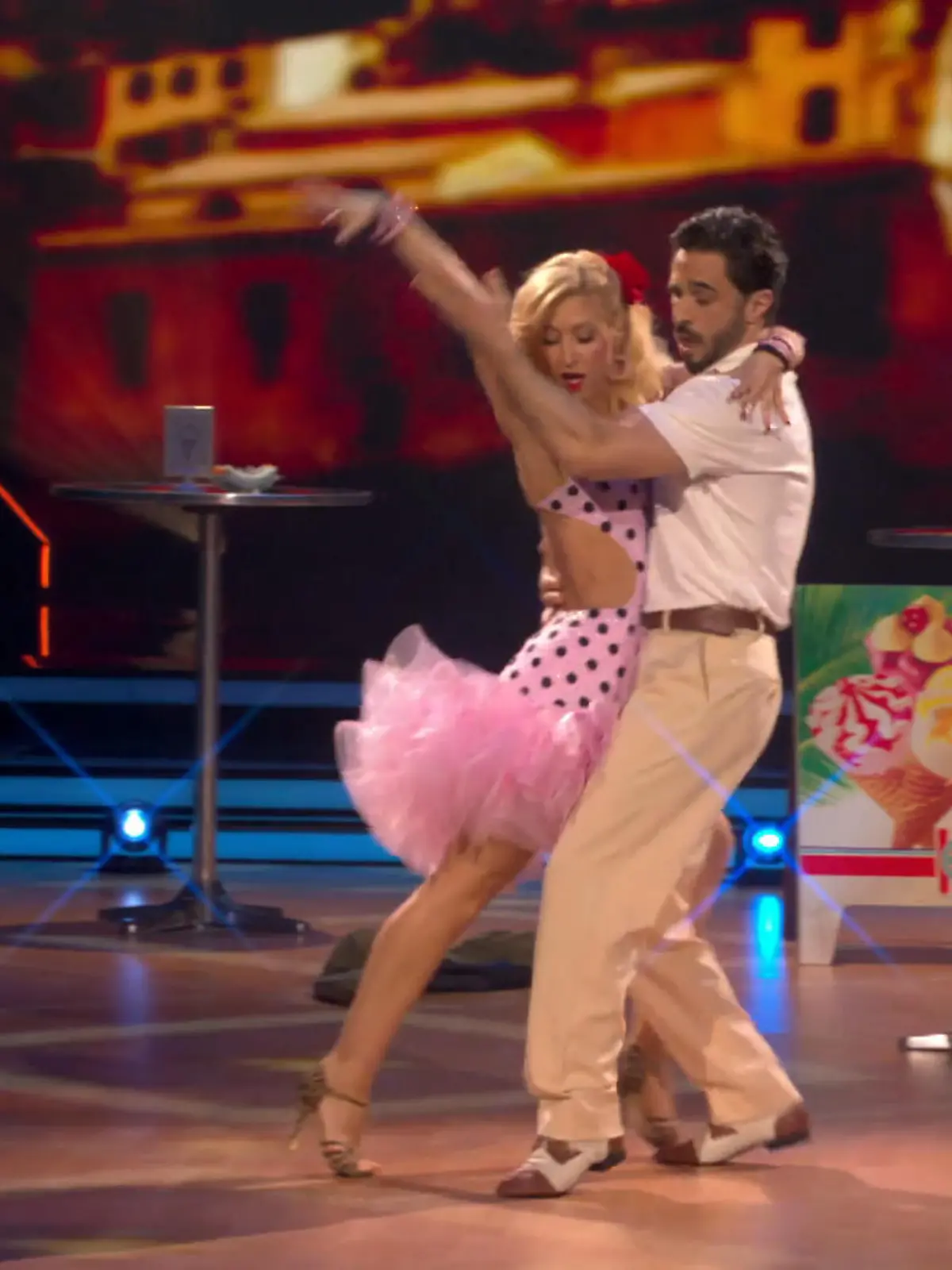 Bild zu: "Cha-Cha-Cha nach dem Höhenflug: Setzen Jan und Kathrin ihren Lauf heute fort?"