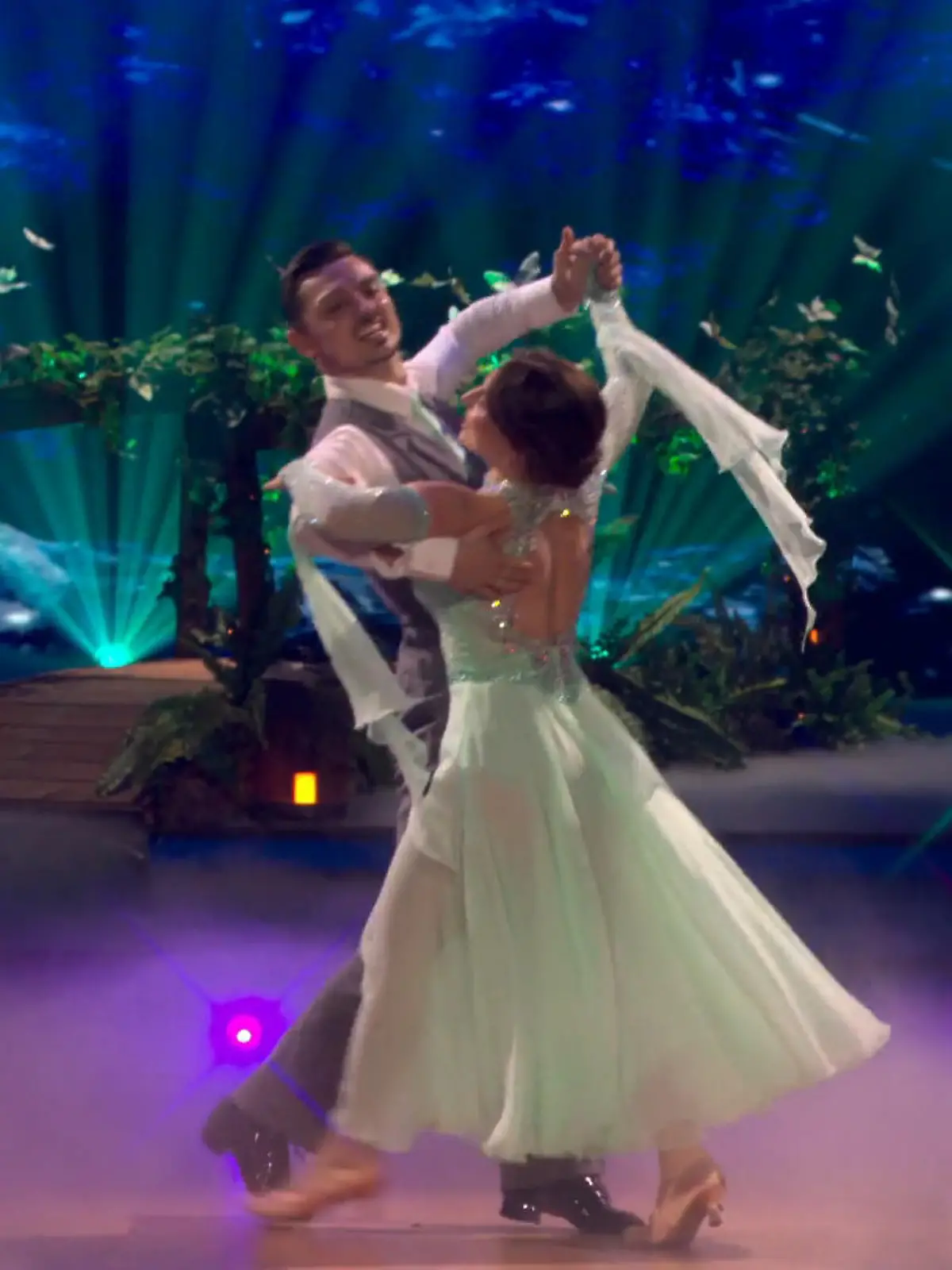 Bild zu: "Langsamer Walzer voller Gefühl: Bibi und Zsolt begeistern auf dem Parkett"