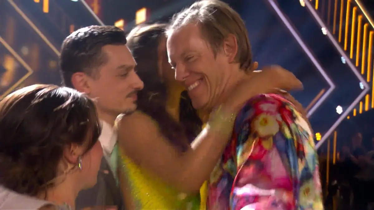 So schwer fällt den „Let's Dance"-Stars das Aus von Simon Gosejohann „Das hat wirklich mein Herz gebrochen"