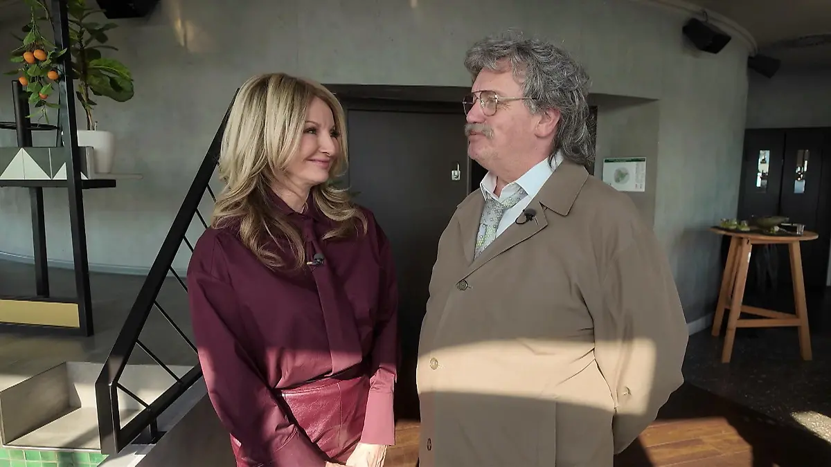 Alkohol, Pipi und Mundgeruch! Horst Schlämmer im RTL-Interview Rückkehr der Kult-Figur