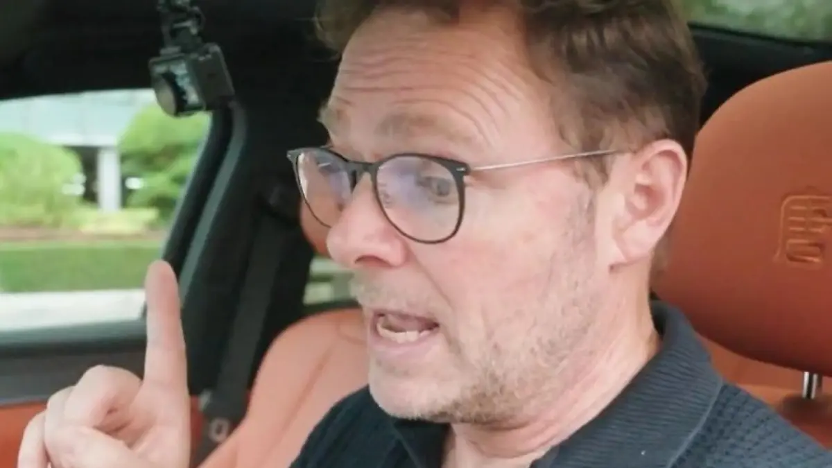 Alex ist im Test beeindruckt.