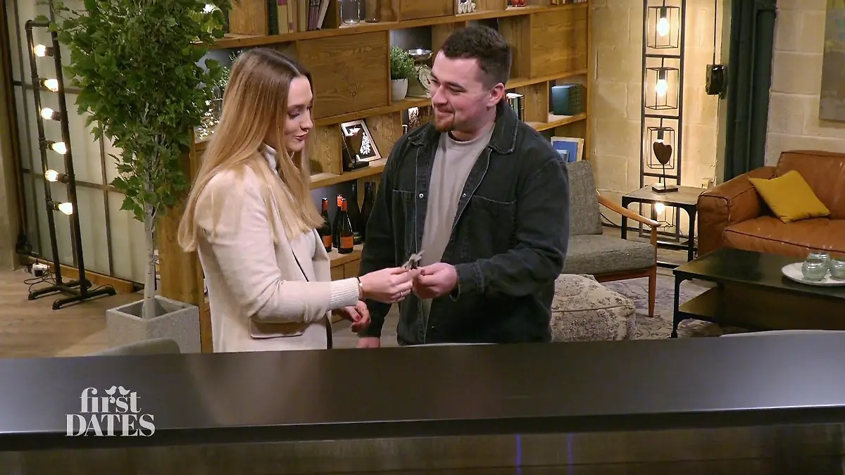 Erstes Blind Date für Tanja – kann Jakob ihre Nervosität auffangen? Nervös vorm Blind Date