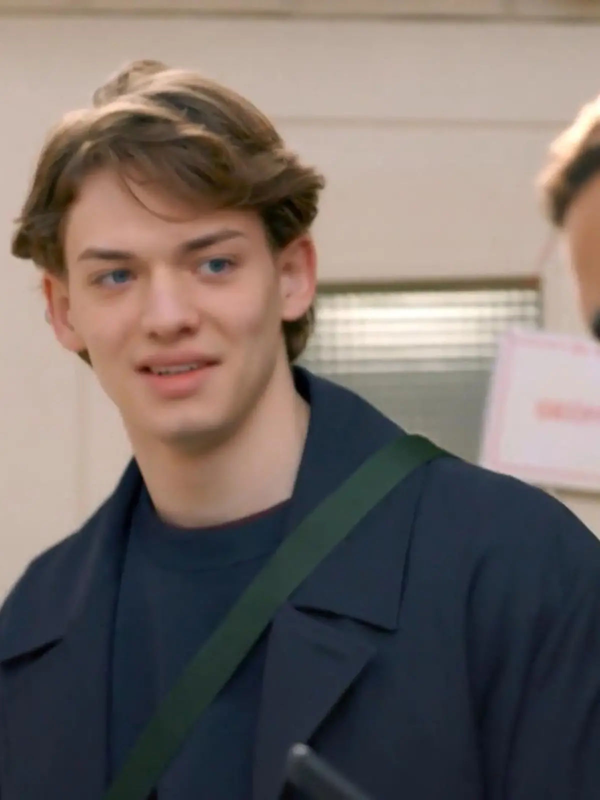 Bild zu: "Kaum ist er da, wird Julius schon abgelenkt"