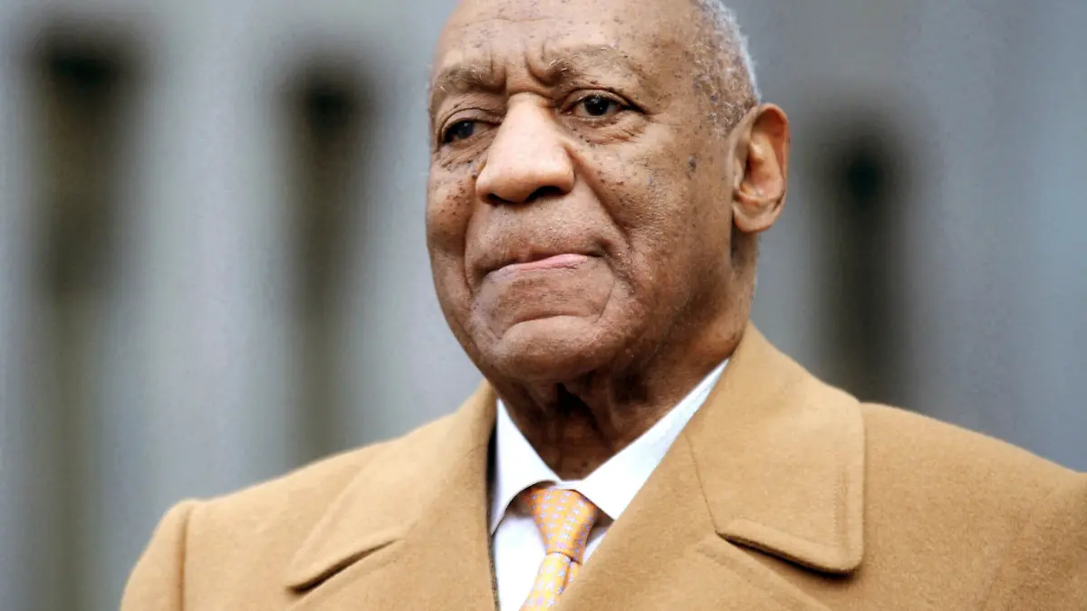 FEBRUARY 1st 2024: Bill Cosby faces a new sexual assault lawsuit filed in Nevada brought by Chelan Lasha who accuses Cosby of rape and sexual assault related to an incident that allegedly occurred at The Las Vegas Hilton Hotel in 1986. - File Photo by: zz/Dennis Van Tine/STAR MAX/IPx 2018 4/12/18 Bill Cosby is seen on April 12, 2018 outside the courthouse at his trial for sexual assault in Norristown, Pennsylvania.