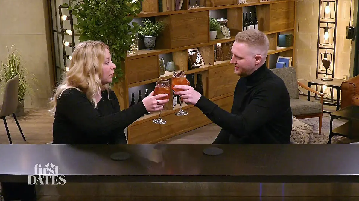 Christin geht entspannt ins Date – Tobi hat bei seinem Frauentyp klare Vorstellungen Passt das zusammen?