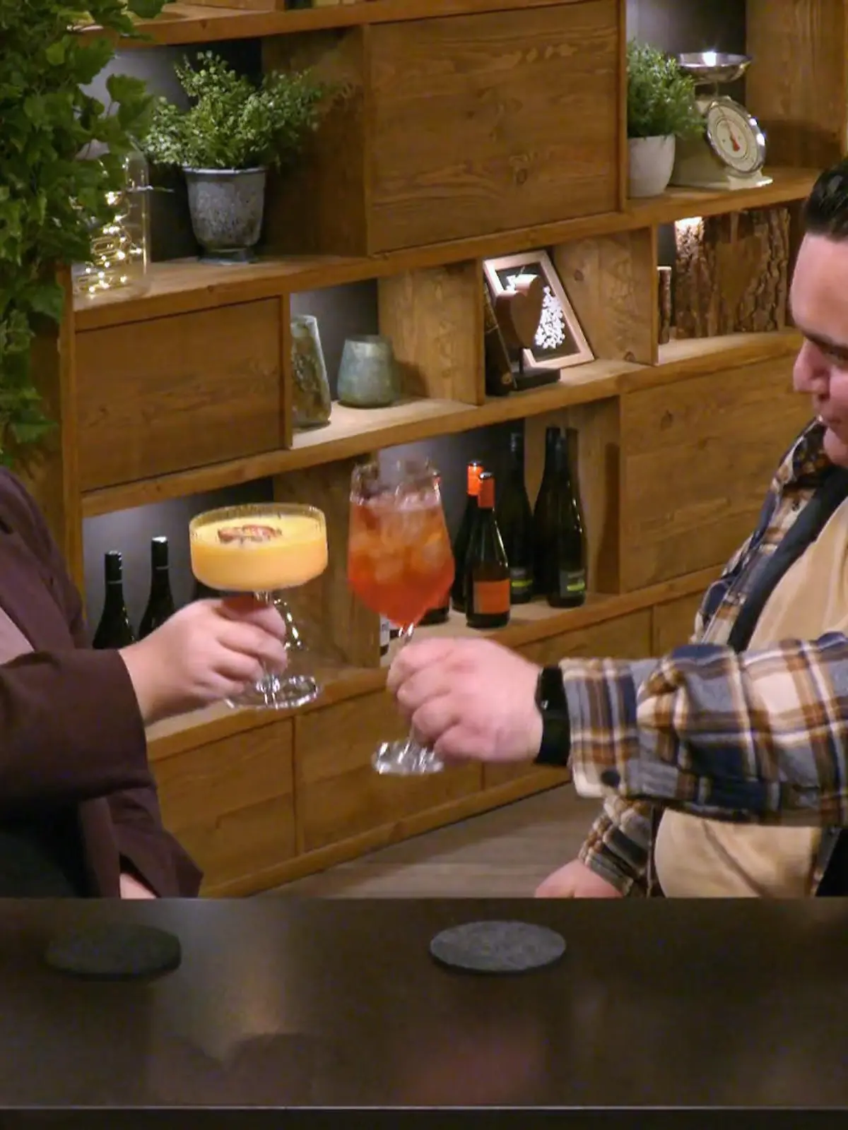 Bild zu: "Milena trifft auf Francesco – prallen Schlagfertigkeit und Charme direkt aufeinander?"