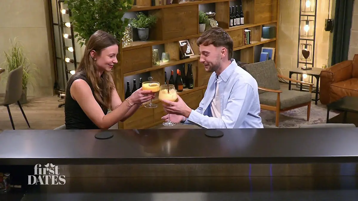 Paul sucht eine liebe Maus - findet er sie in Alina? Offen fürs Knistern