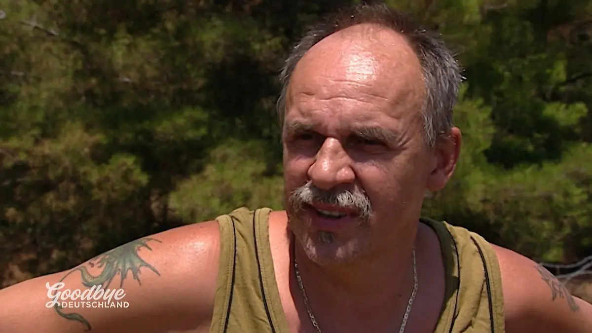 Auf Lesbos geht das Geld aus – kann Manfred seine Familie vom nächsten Plan überzeugen? Café oder Schafe?