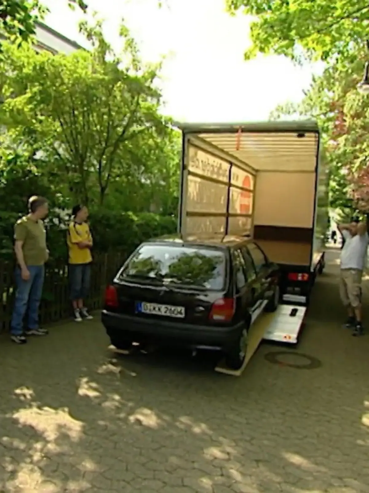 Bild zu: "Die Kleinbrahms packen alles ein – aber klappt der große Aufbruch wie geplant?"