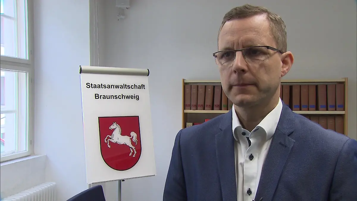 Oberstaatsanwalt Christian Wolters spricht von „schweren Misshandlungen“ und betont, dass die Ermittlungen noch am Anfang stehen.