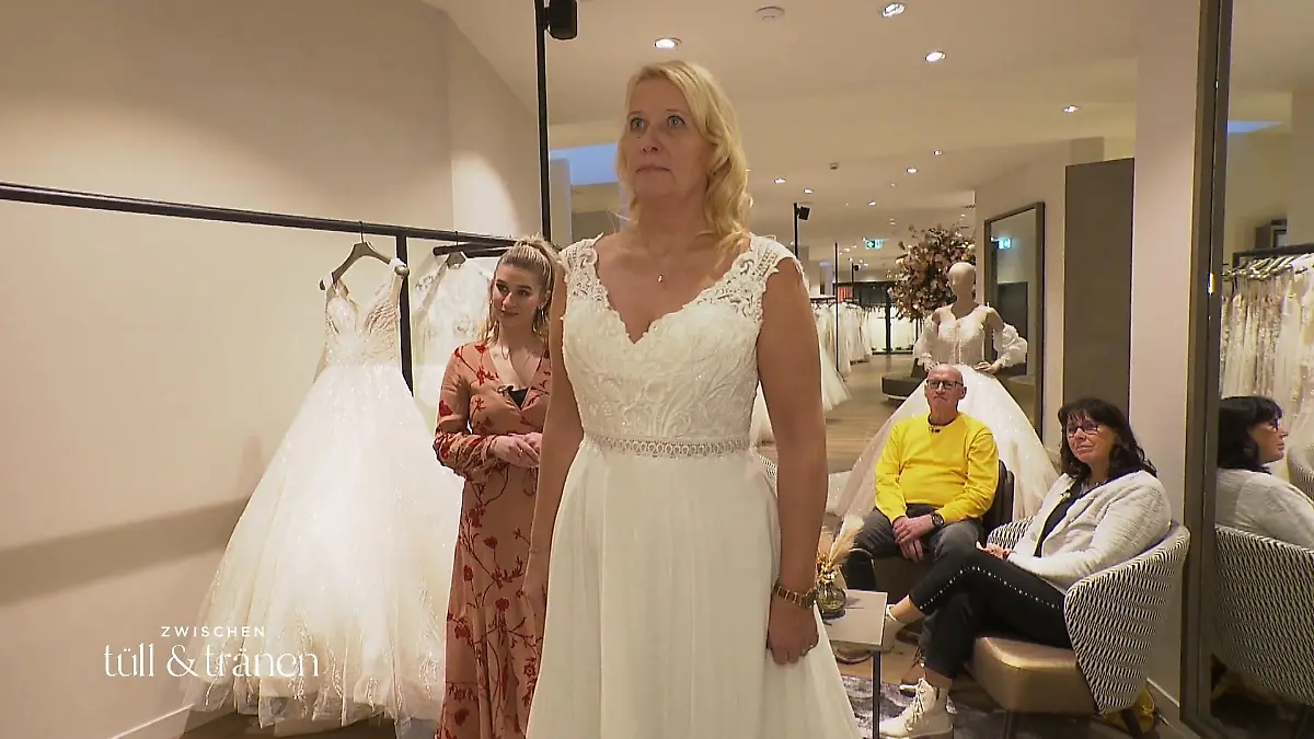 Wird heute noch jeder glücklich werden? Brautkleid gesucht