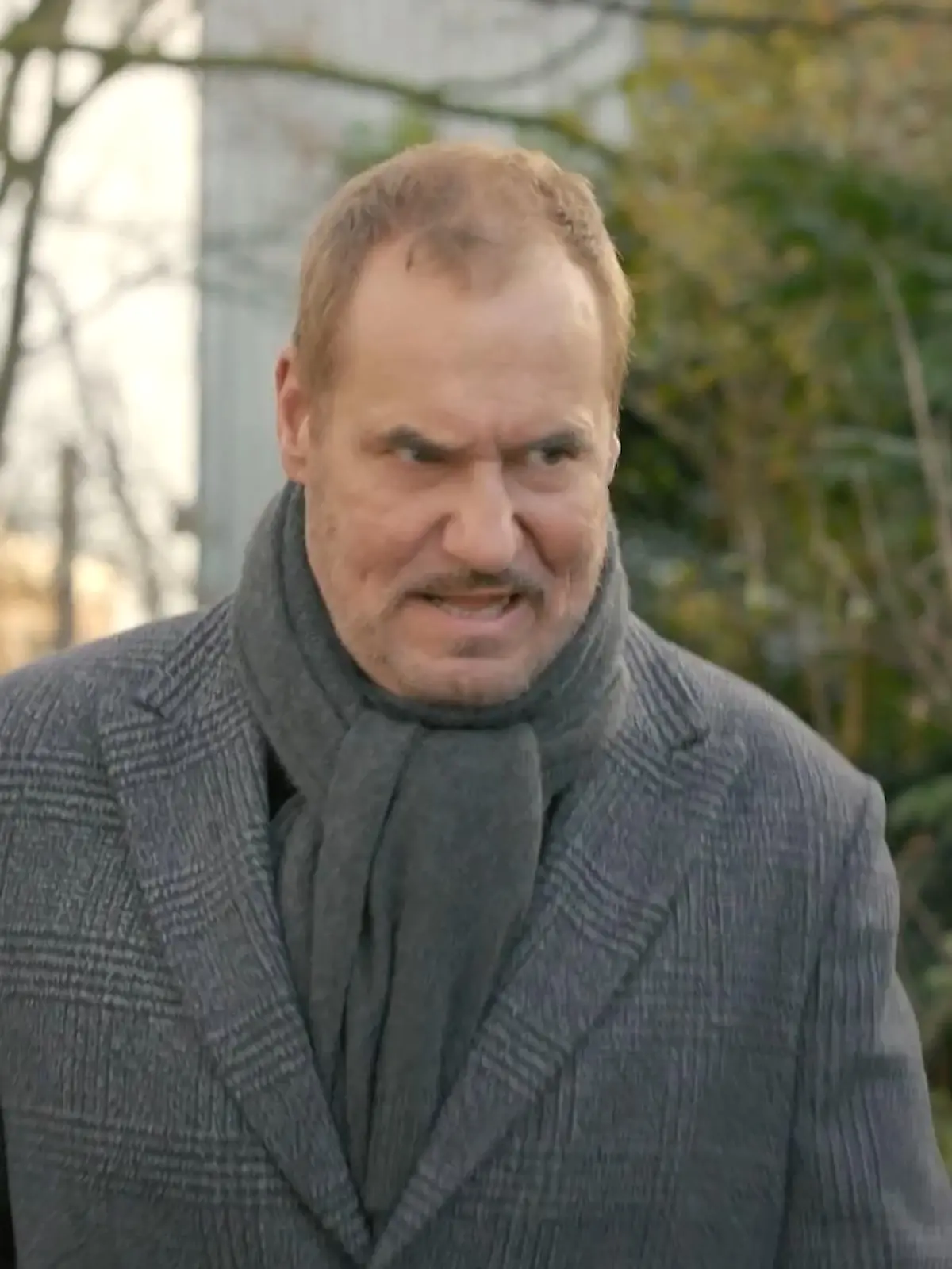 AWZ: Richard wird bei seinem Werben um Simone dramatisch ausgebremst