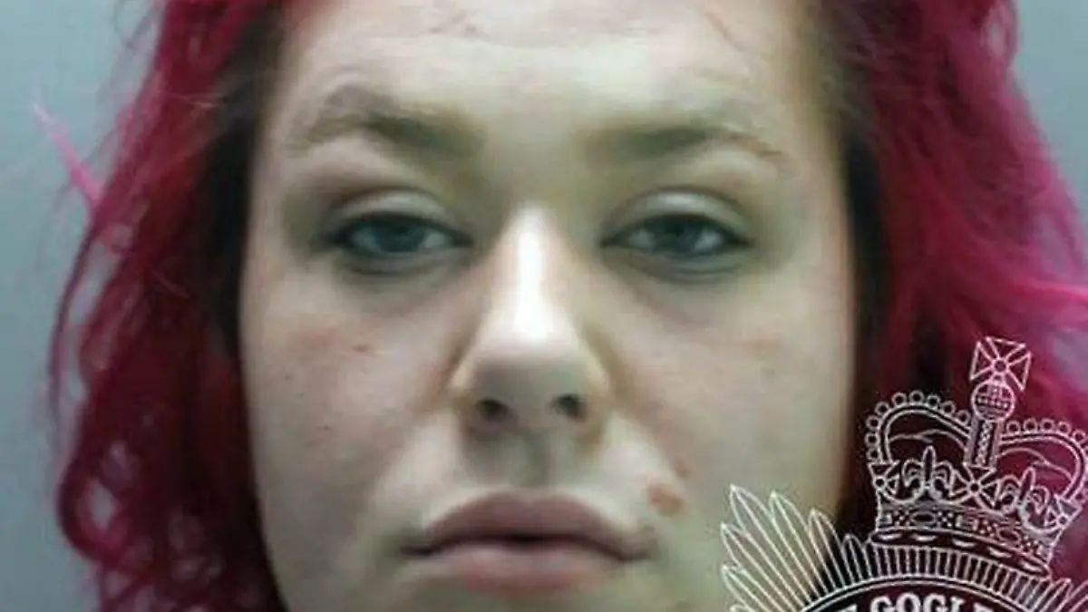 Amy Redfearn wird wegen versuchten Raubes verurteilt.