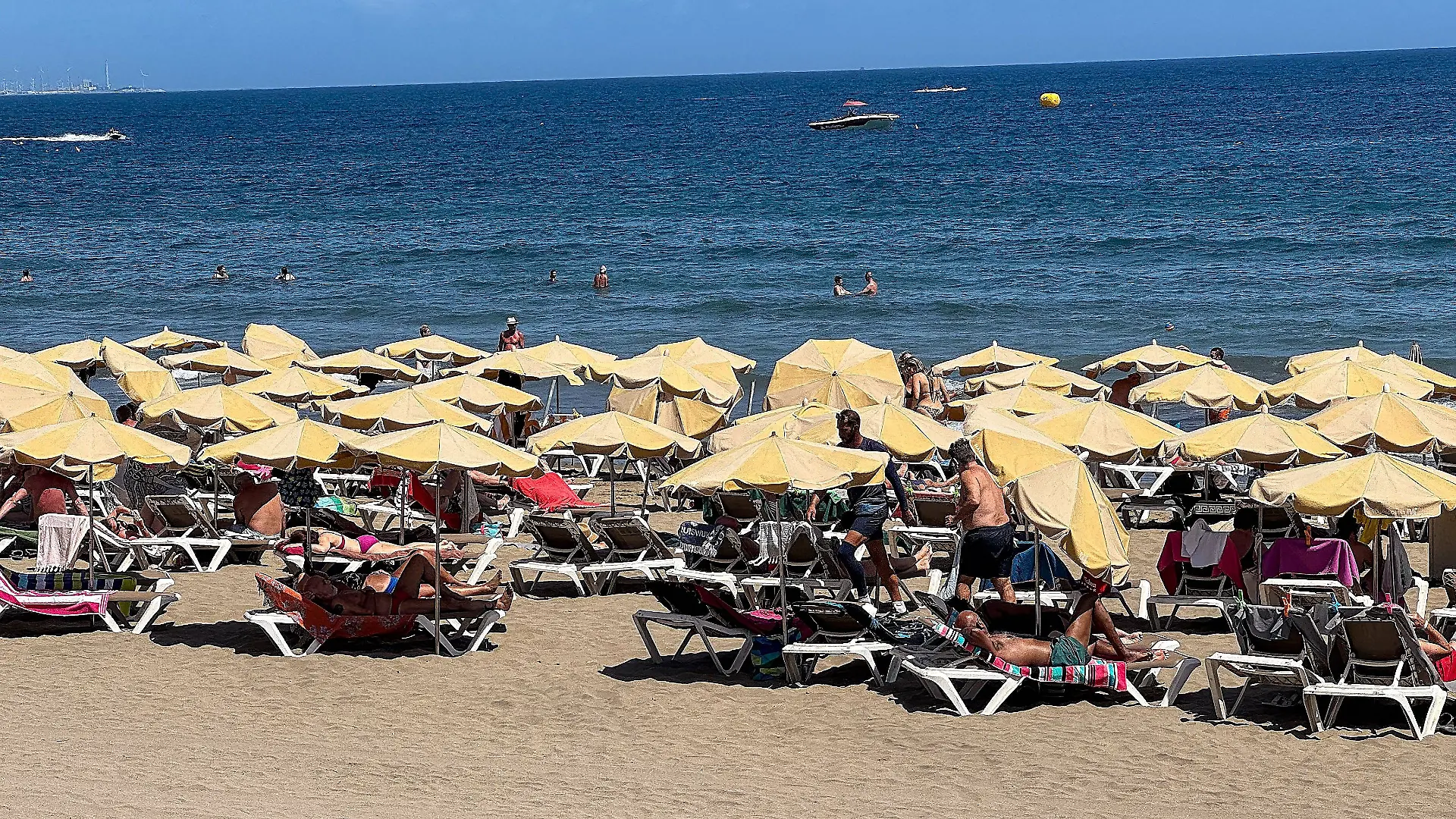 Eine Reise auf die beliebte Urlaubsinsel wird deutlich teurer.