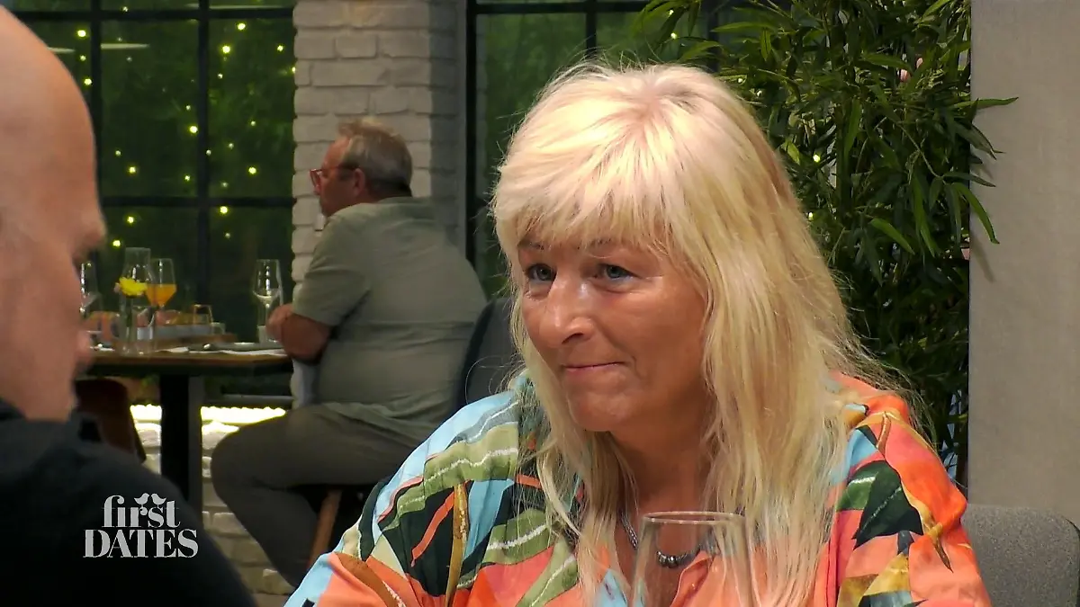 Marion kommt kaum zu Wort Er quatscht viel