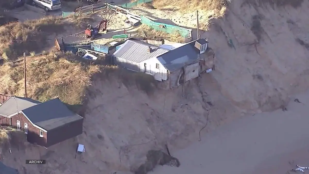 Wohnen am Hang: Wenn der Traum vom Eigenheim zum Albtraum wird Häuser am Hang rutschen ab – wer hilft?