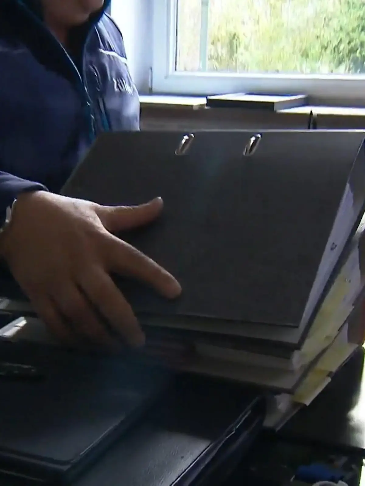 Bild zu: "Zu viel Bürokratie – Unternehmer unter Strom"