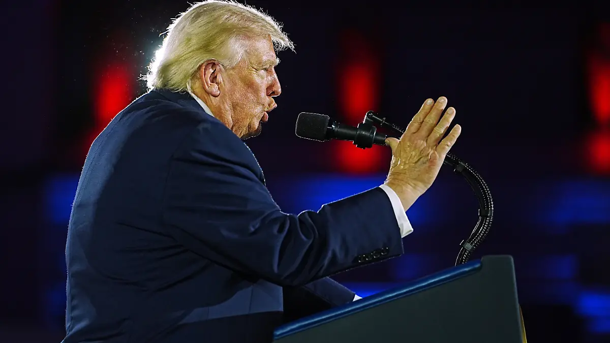 President Donald Trump speaks at the National Republican Congressional Committee's (NRCC) annual fundraising dinner, Wednesday, March 25, 2026, at Union Station in Washington. (AP Photo/Julia Demaree Nikhinson)
