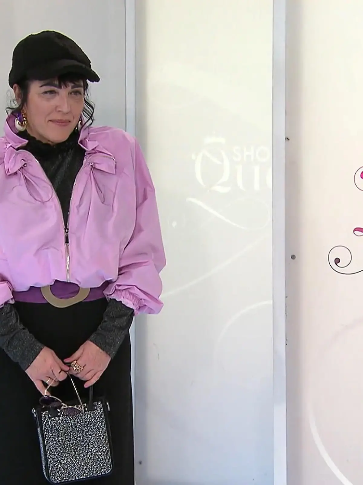 Bild zu: "Wie kommt Danielas Look mit Schulterpolstern bei der Konkurrenz an?"