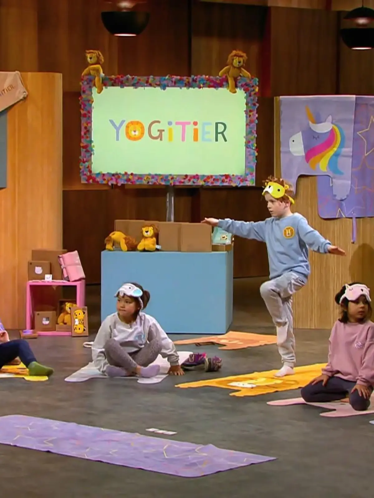 Bild zu: "YOGITIER macht Kinder zu echten Yogis"