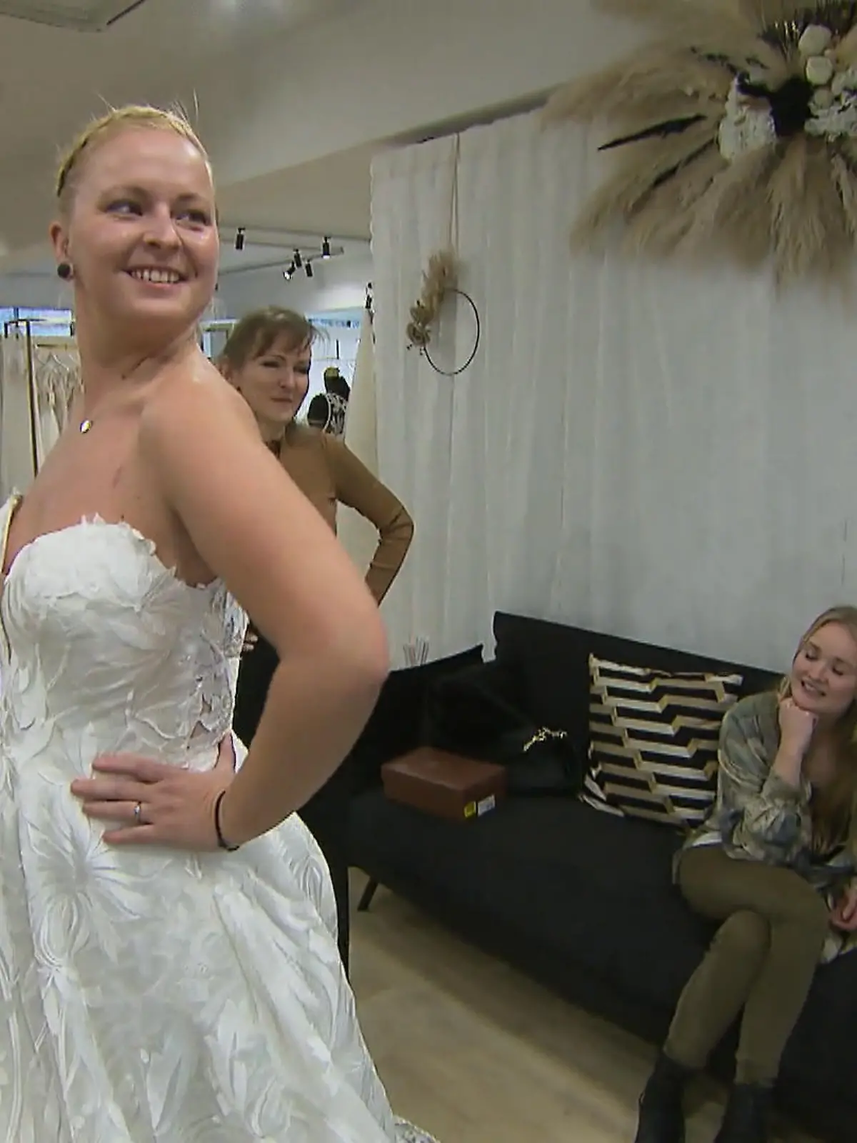 Bild zu: "Aus einem Lieblingskleid wurden zwei"