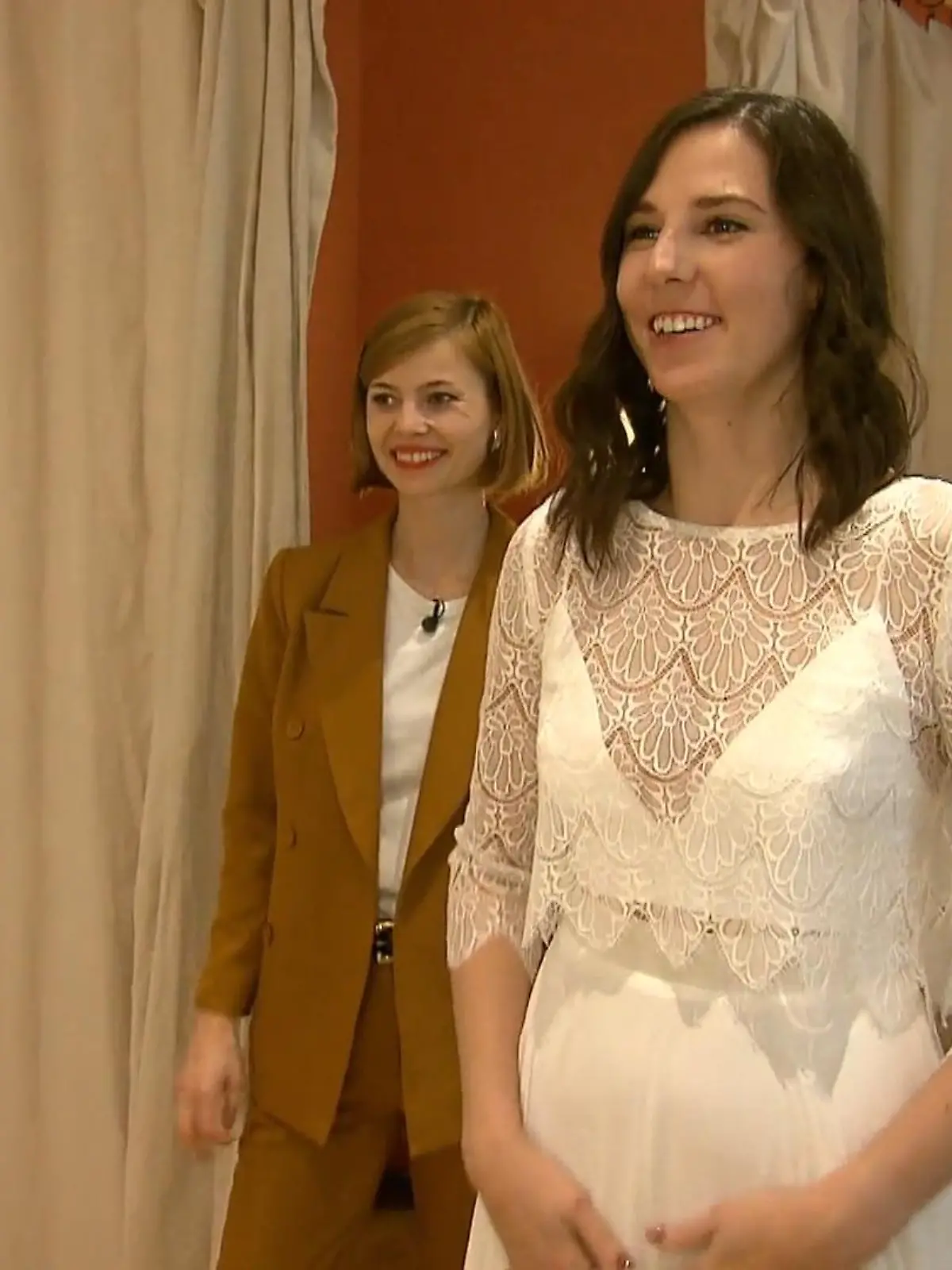 Bild zu: "Braut Lara trifft eine Entscheidung"