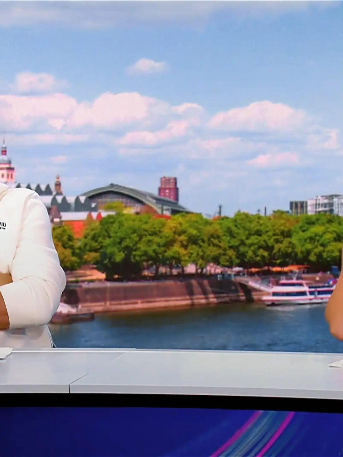 Bild zu: "Kandidat sieht aus wie Dieter Bohlen – Jury kann es kaum glauben"