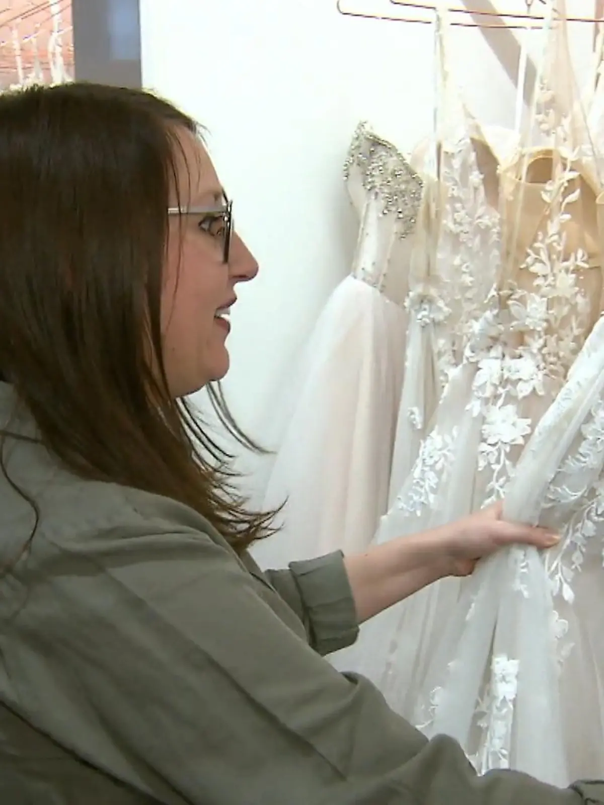 Bild zu: "Jasmin möchte endlich mal ein Kleid tragen"