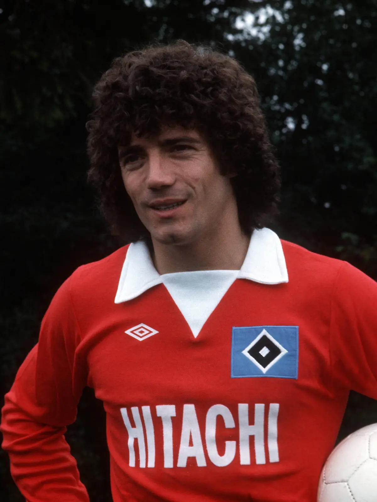 Bild zu: "Ekelhafter Facebook-Post kündigt baldigen Tod von krebskranker HSV-Legende an"