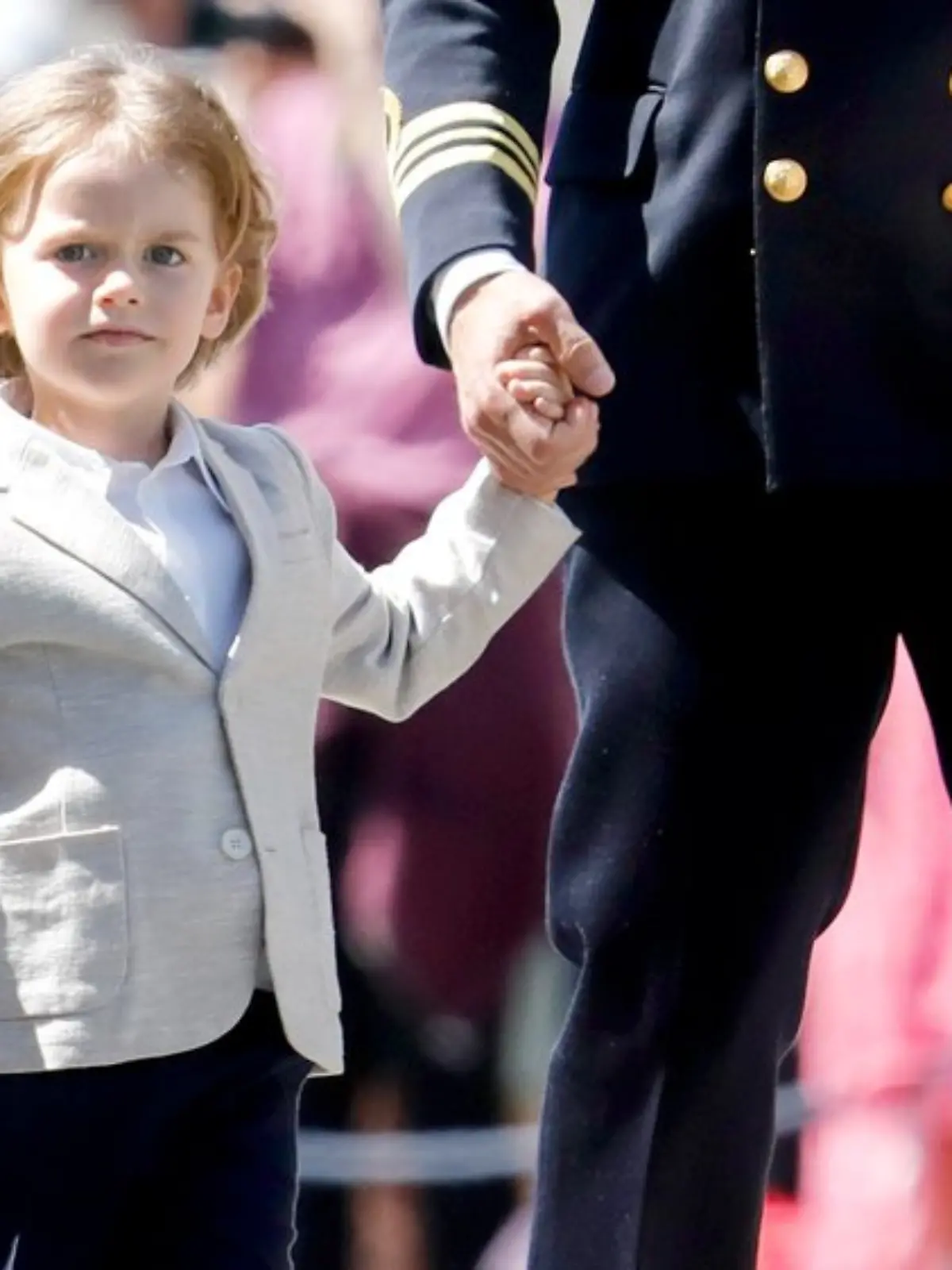 Prinz Julian bei der Taufe von Schwester Ines